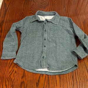 Hanna Andersson long sleeve button up shirt size 5